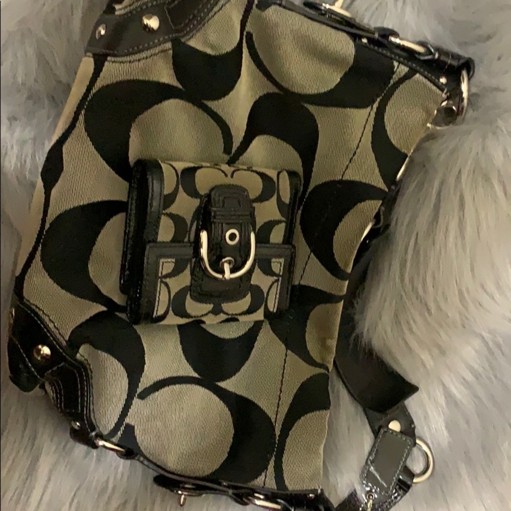 Coach purse and wallet
